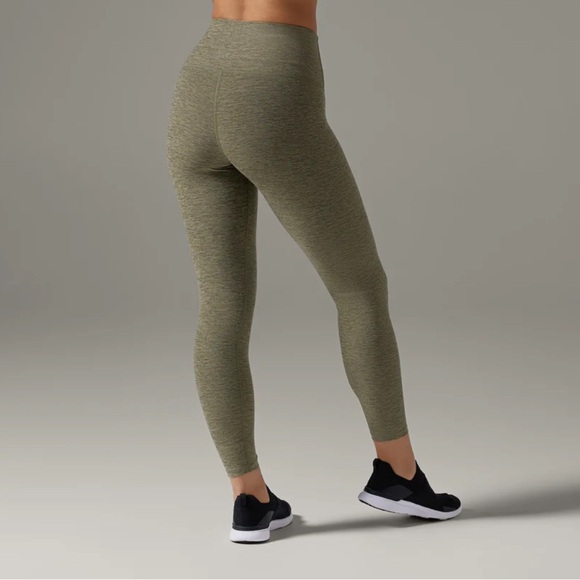 Tavi Cloud SPace Olive Color  High Waisted 7/8 Small - Picture 3 of 5